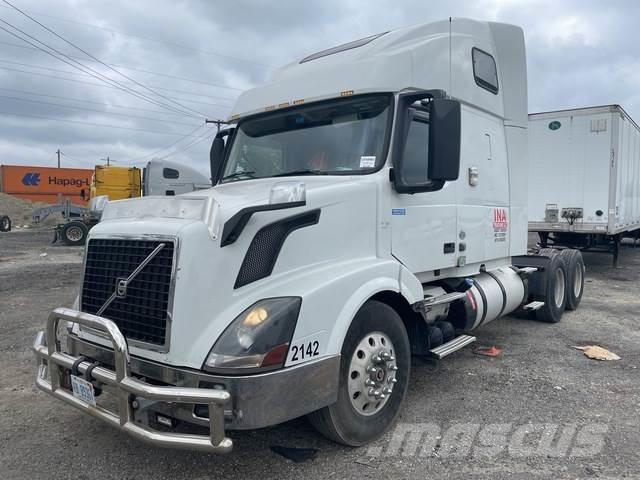 Volvo VLN670 Седельные тягачи