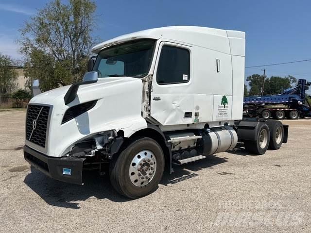Volvo VNL Седельные тягачи