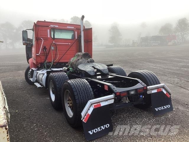 Volvo VNL Седельные тягачи