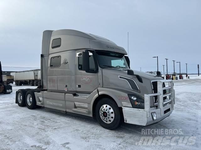 Volvo VNL Седельные тягачи