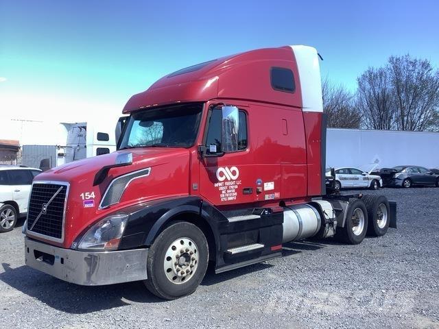 Volvo VNL Седельные тягачи