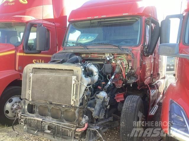 Volvo VNL Седельные тягачи