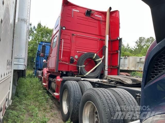Volvo VNL Седельные тягачи