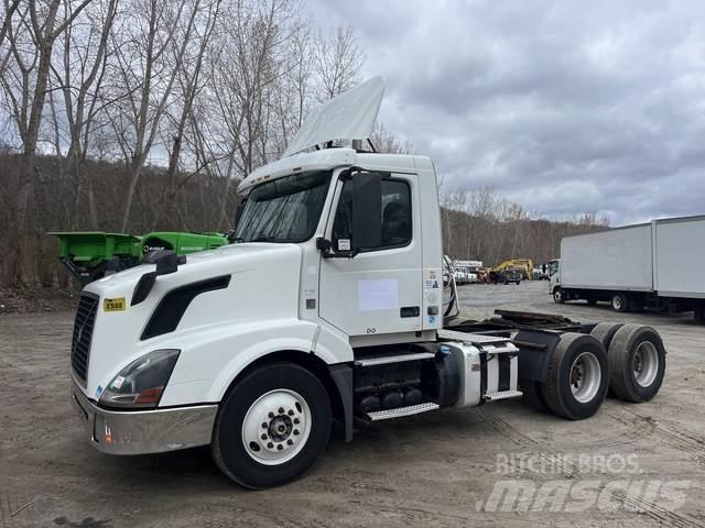 Volvo VNL Седельные тягачи