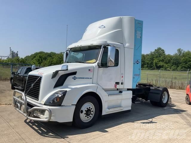 Volvo VNL Седельные тягачи
