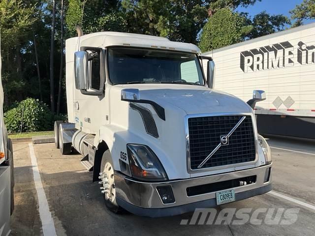 Volvo VNL Седельные тягачи