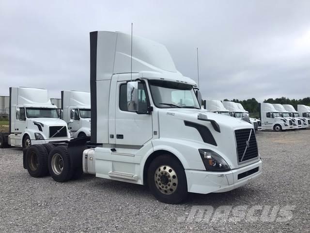 Volvo VNL Седельные тягачи
