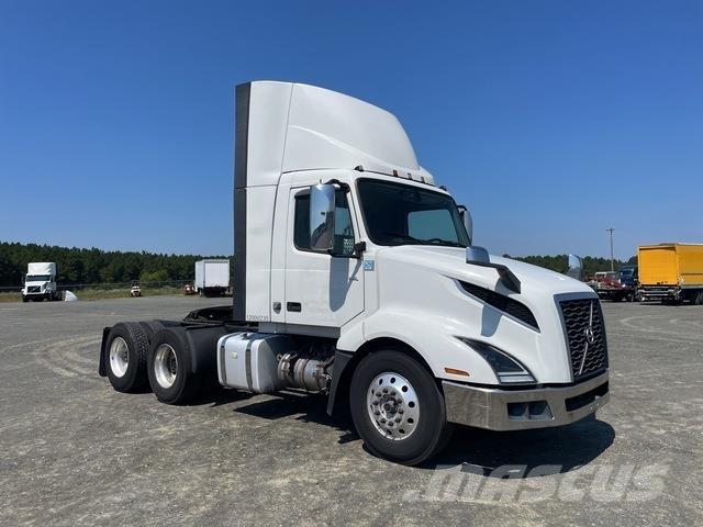 Volvo VNL Седельные тягачи