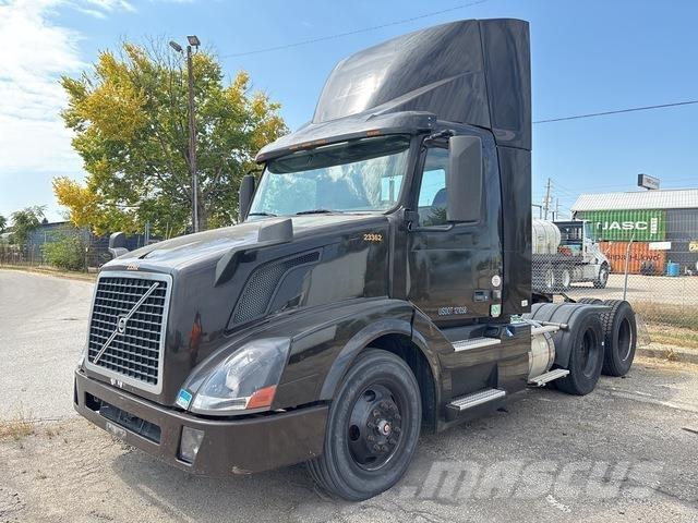 Volvo VNL Седельные тягачи