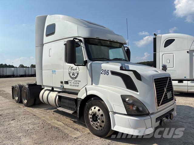 Volvo VNL Седельные тягачи