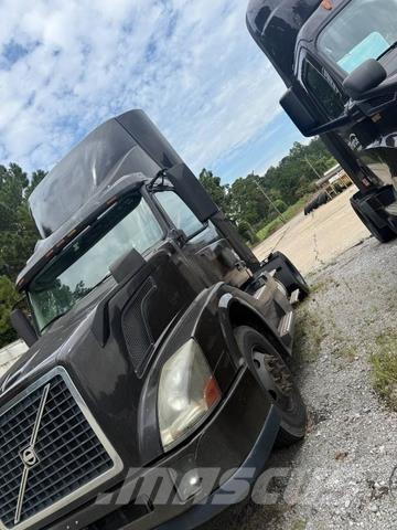 Volvo VNL Седельные тягачи