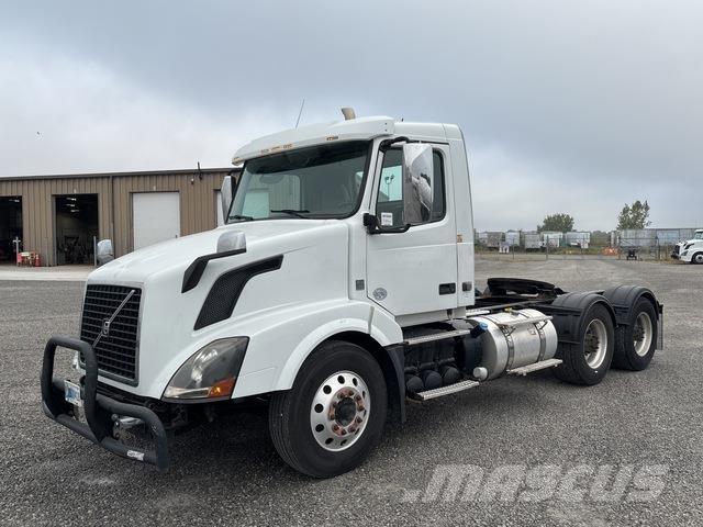 Volvo VNL Седельные тягачи