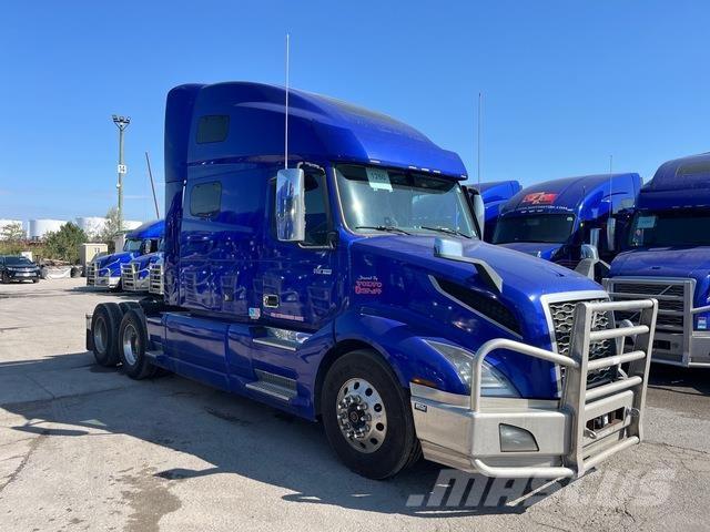 Volvo VNL760 Седельные тягачи