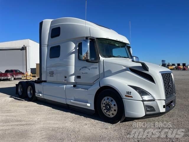 Volvo VNL860 Седельные тягачи