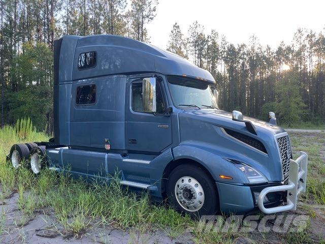Volvo VNL860 Седельные тягачи