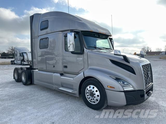 Volvo VNL860 Седельные тягачи