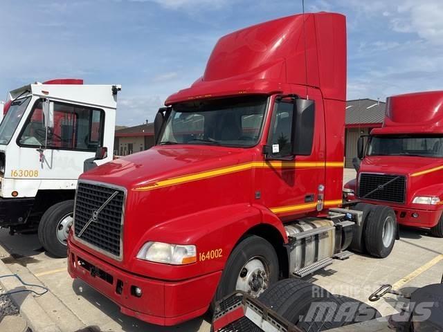 Volvo VNM Седельные тягачи