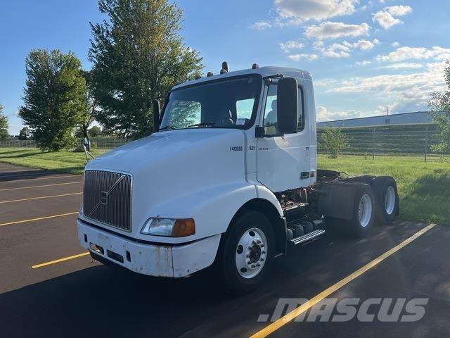Volvo VNM Седельные тягачи