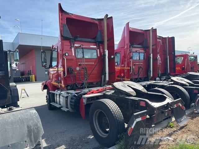 Volvo VNM42T Седельные тягачи
