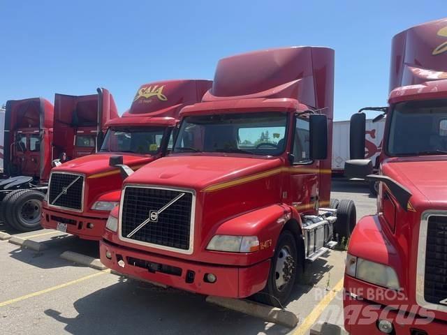 Volvo VNM42T Седельные тягачи