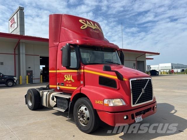 Volvo VNM42T Седельные тягачи