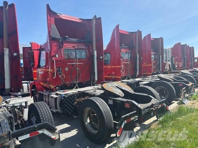 Volvo VNM42T Седельные тягачи