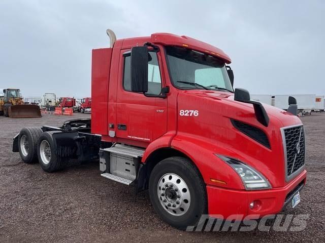 Volvo VNR Седельные тягачи