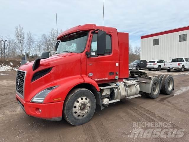 Volvo VNR Седельные тягачи