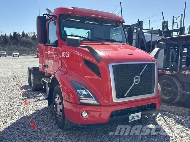 Volvo VNR Седельные тягачи