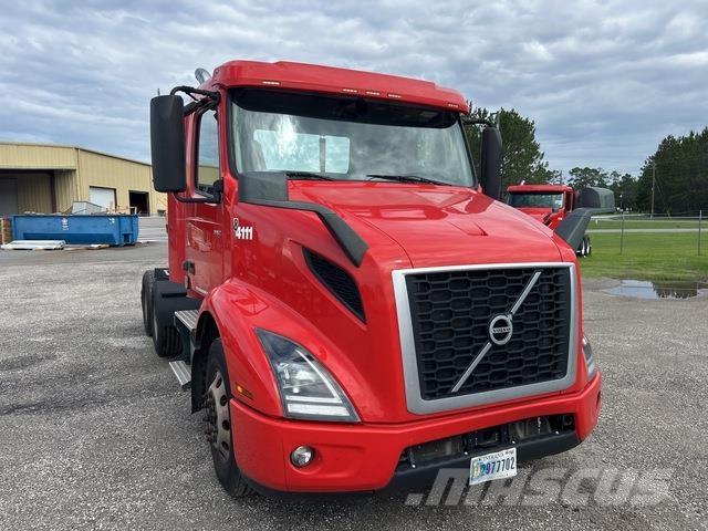 Volvo VNR Седельные тягачи