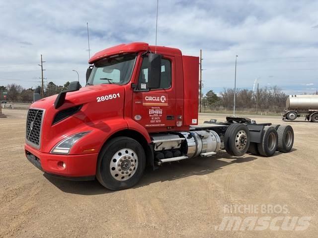 Volvo VNR Седельные тягачи