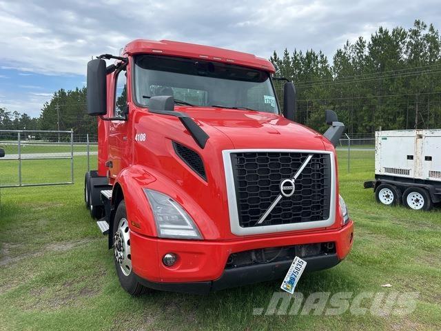 Volvo VNR Седельные тягачи