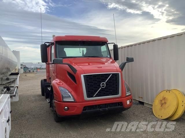 Volvo VNR Седельные тягачи