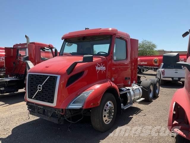 Volvo VNR Седельные тягачи