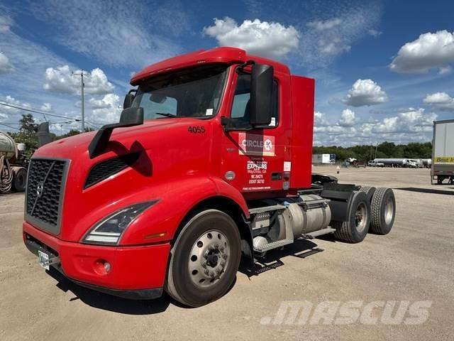 Volvo VNR Седельные тягачи