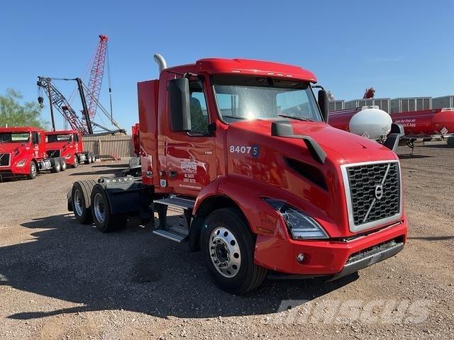 Volvo VNR Седельные тягачи