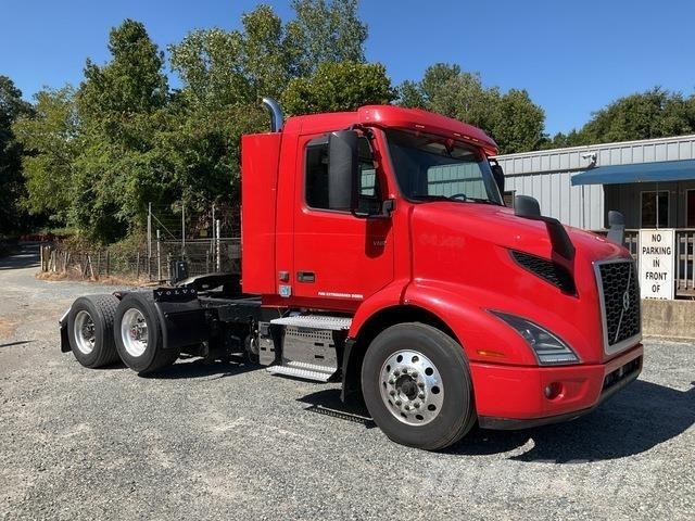 Volvo VNR Седельные тягачи