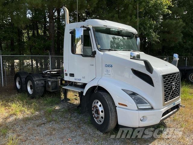 Volvo VNR Седельные тягачи