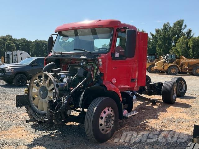 Volvo VNR Седельные тягачи