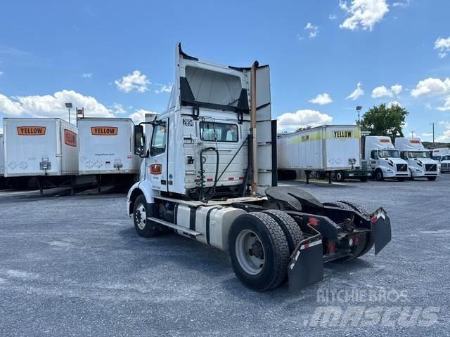 Volvo VNR300 Седельные тягачи