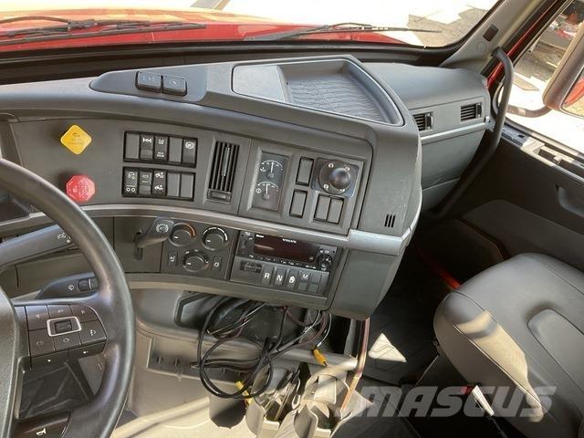 Volvo VNR300 Седельные тягачи