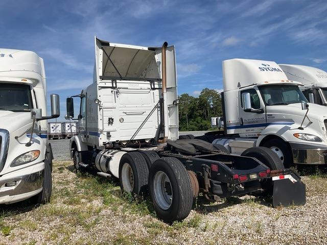 Volvo VNR64T Седельные тягачи