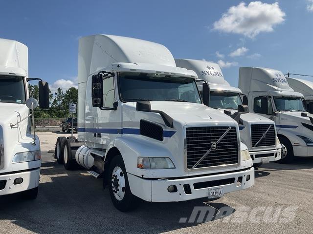 Volvo VNR64T Седельные тягачи