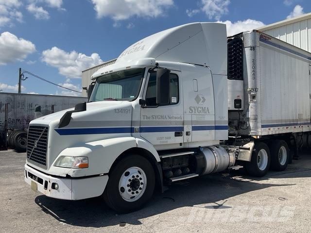 Volvo VNR64T Седельные тягачи