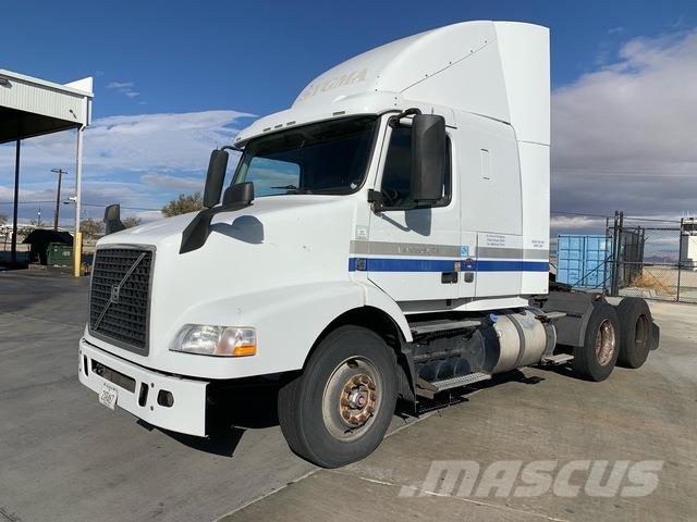 Volvo VNR64T Седельные тягачи