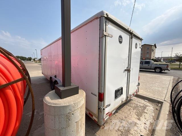 Wells Cargo  Прицепы-фургоны