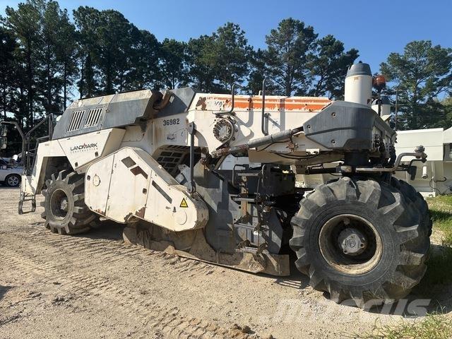 Wirtgen WR240i Уплотнители грунта