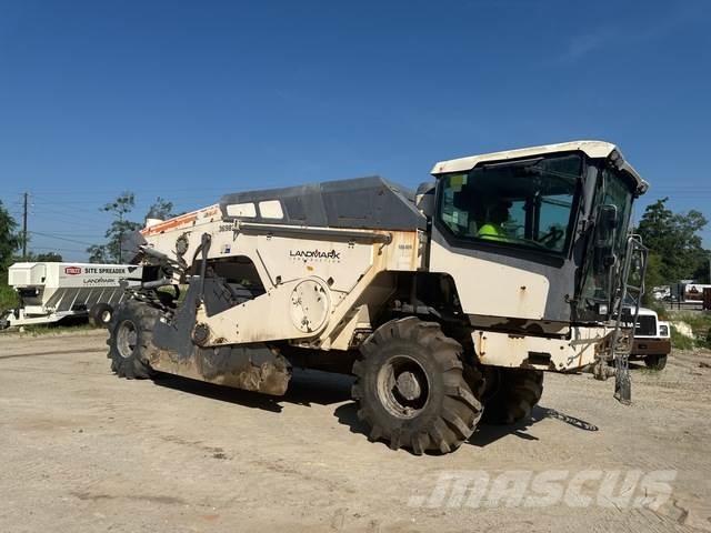 Wirtgen WR240i Уплотнители грунта