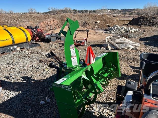 Woods SB74C Снегоуборщики