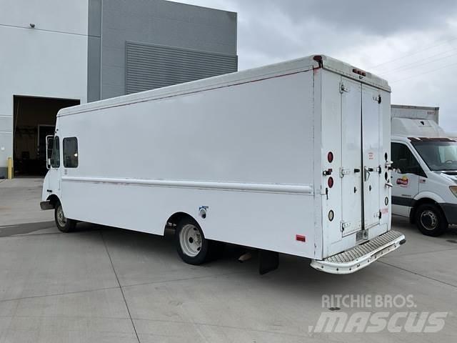 Workhorse W42 Цельнометаллический фургоны